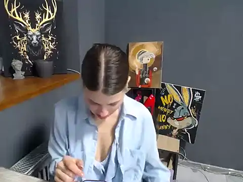 felicity gold online show from March 10, 7:13 am