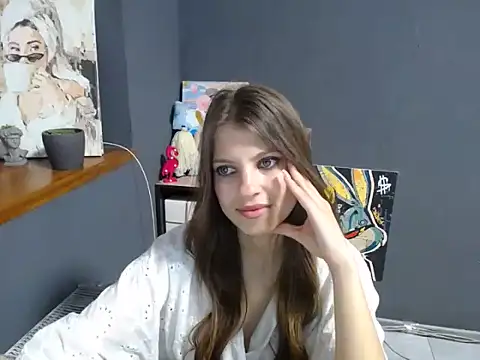 Snapshot of felicity_gold chatting on June 5, 6:20 am felicity gold online show from June 5, 6:20 am