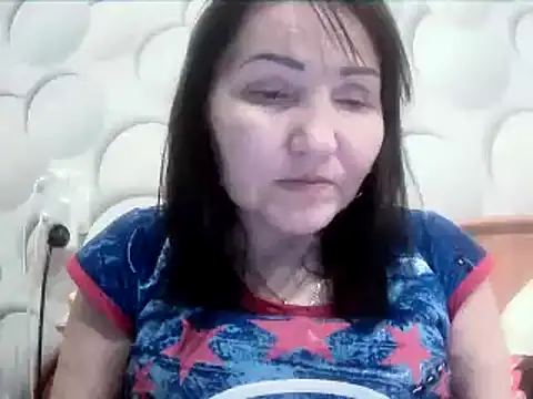 ClaireSunset online show from March 4, 6:25 pm