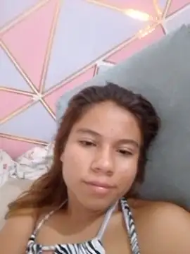 Snapshot of Naomi991 chatting on May 21, 12:50 am Naomi991 online show from May 21, 12:50 am
