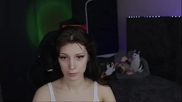 Snapshot of Kathleen_Meow chatting on December 9, 7:28 am Kathleen Meow online show from December 9, 7:28 am