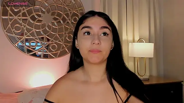 Snapshot of Belliinda_21 chatting on February 28, 7:15 pm Belliinda 21 online show from February 28, 7:15 pm