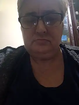 Snapshot of Sonya5156 chatting on December 11, 5:59 pm Sonya5156 online show from December 11, 5:59 pm