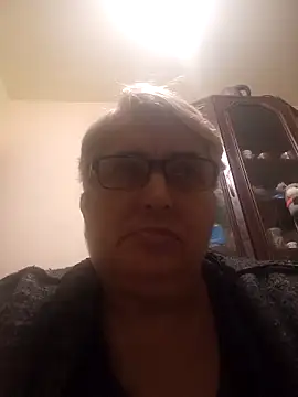 Snapshot of Sonya5156 chatting on December 17, 3:17 pm Sonya5156 online show from December 17, 3:17 pm