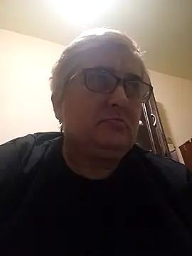 Snapshot of Sonya5156 chatting on December 20, 4:04 pm Sonya5156 online show from December 20, 4:04 pm