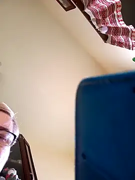 Snapshot of Sonya5156 chatting on December 30, 10:43 am Sonya5156 online show from December 30, 10:43 am