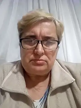 Snapshot of Sonya5156 chatting on January 9, 6:36 pm Sonya5156 online show from January 9, 6:36 pm