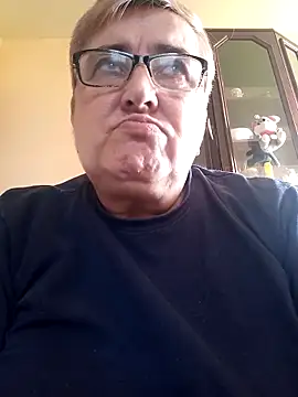 Snapshot of Sonya5156 chatting on February 10, 1:44 pm Sonya5156 online show from February 10, 1:44 pm