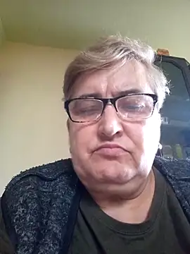 Snapshot of Sonya5156 chatting on February 24, 12:37 pm Sonya5156 online show from February 24, 12:37 pm