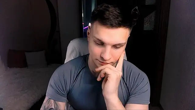 handsome guy01 online show from December 28, 6:49 am