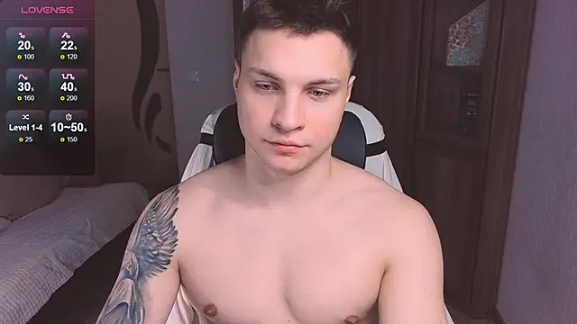 handsome guy01 online show from February 12, 9:11 pm