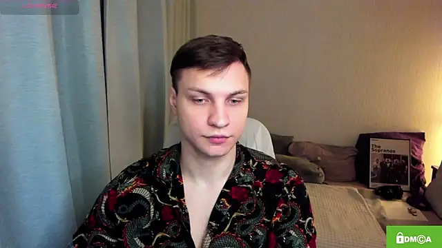 handsome guy01 online show from May 16, 7:34 pm