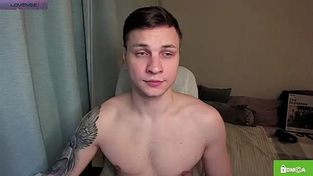 handsome guy01 online show from May 24, 8:14 pm