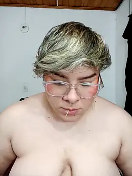 amalia love online show from December 28, 11:26 pm