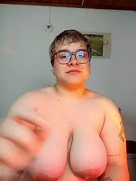 amalia love online show from January 7, 3:36 pm