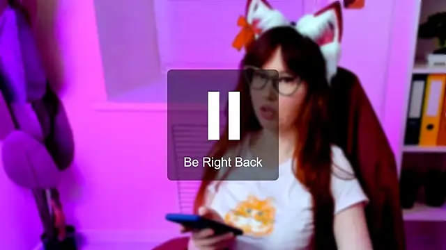 CarolGiggly online show from September 23, 6:00 pm