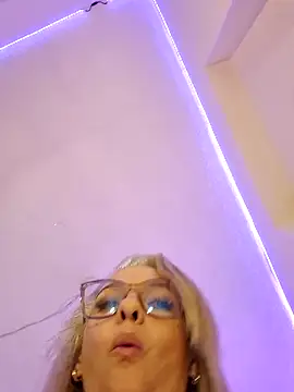 Aligoldbottom online show from March 1, 5:31 am