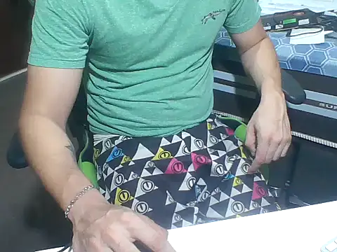 SOLESFETISHBR online show from October 3, 2:03 pm