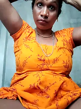 Hotty-dola online show from October 18, 4:04 am