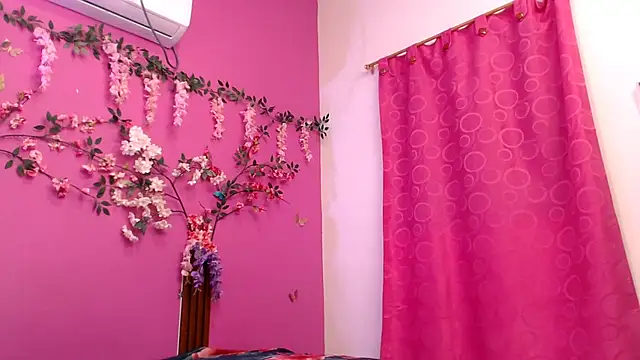 analdeepalejandra18 online show from February 25, 7:23 pm