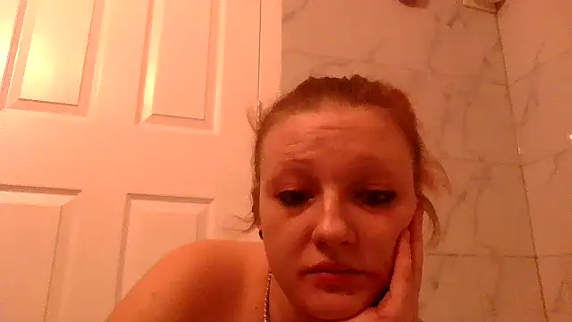 Snapshot of angel_star420864 chatting on December 10, 8:16 pm angel star420864 online show from December 10, 8:16 pm