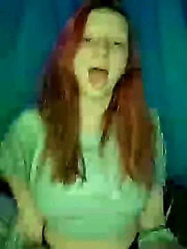 Snapshot of angel_star420864 chatting on February 11, 3:40 am angel star420864 online show from February 11, 3:40 am