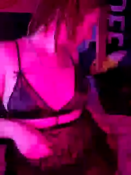 Snapshot of angel_star420864 chatting on March 8, 3:50 am angel star420864 online show from March 8, 3:50 am