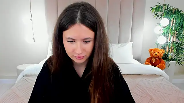 milaleoneli online show from November 9, 2:54 am