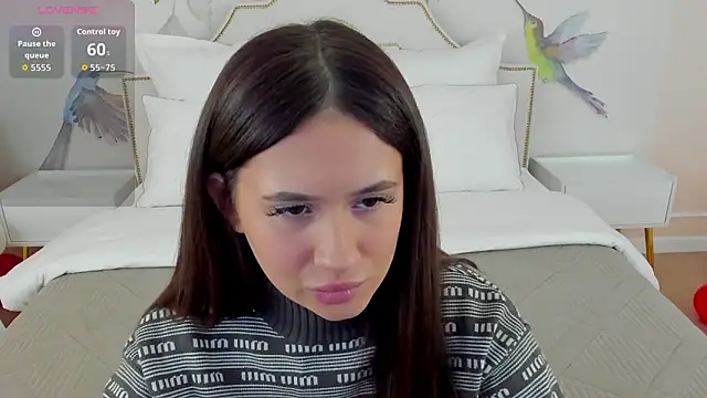 milaleoneli online show from February 12, 3:18 pm