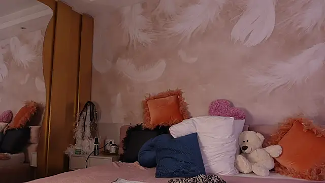 Snapshot of JullyBlair chatting on April 24, 4:26 am JullyBlair online show from April 24, 4:26 am
