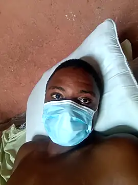 Snapshot of Eggxplant chatting on November 13, 9:41 am Eggxplant online show from November 13, 9:41 am