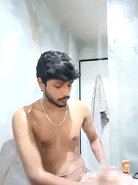 Snapshot of skinnyyyyyyyyy chatting on May 13, 4:32 am skinnyyyyyyyyy online show from May 13, 4:32 am