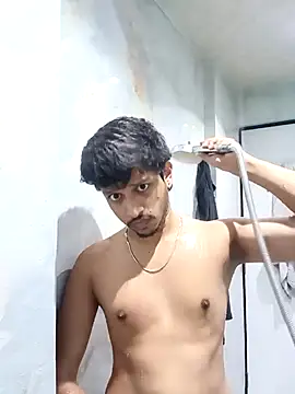 Snapshot of skinnyyyyyyyyy chatting on July 1, 4:03 am skinnyyyyyyyyy online show from July 1, 4:03 am