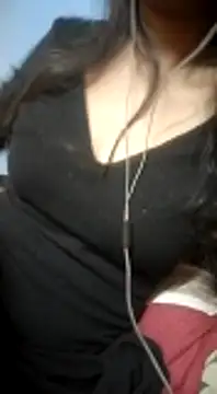 Snapshot of Sanjana-Mehar chatting on January 5, 10:40 pm Sanjana-Mehar online show from January 5, 10:40 pm