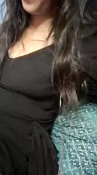 Snapshot of Sanjana-Mehar chatting on January 14, 7:00 pm Sanjana-Mehar online show from January 14, 7:00 pm