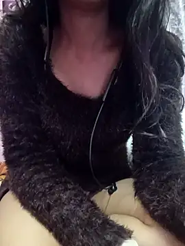 Snapshot of Sanjana-Mehar chatting on December 19, 12:06 am Sanjana-Mehar online show from December 19, 12:06 am