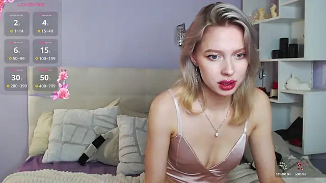 Snapshot of White_Lioness chatting on January 24, 8:54 pm White Lioness online show from January 24, 8:54 pm