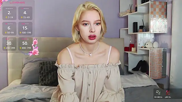 Snapshot of White_Lioness chatting on November 30, 4:00 pm White Lioness online show from November 30, 4:00 pm