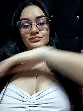 Snapshot of Hanna_Kinsley chatting on March 13, 3:22 am Hanna Kinsley online show from March 13, 3:22 am