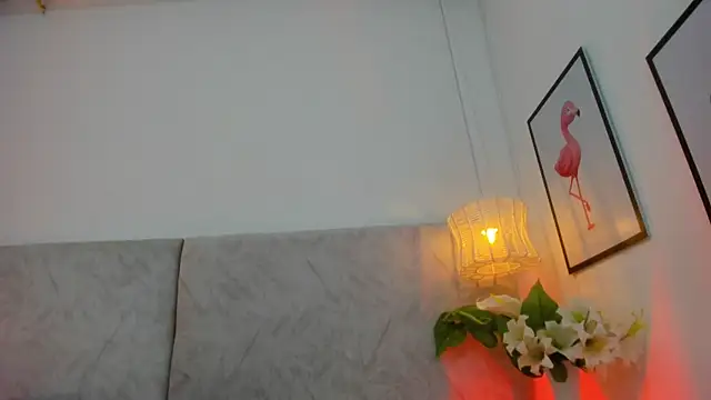 naomiii   online show from March 6, 11:39 am