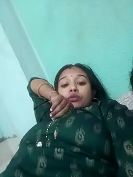 Surajpuja79 online show from February 14, 9:06 am