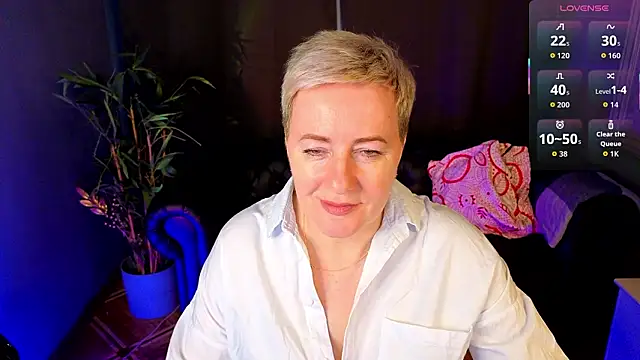 Nika Smit online show from March 15, 5:35 am