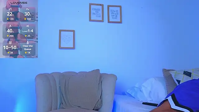 estebandelouis online show from March 8, 8:34 pm