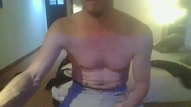 Snapshot of mohican69hot chatting on April 27, 7:12 pm mohican69hot online show from April 27, 7:12 pm