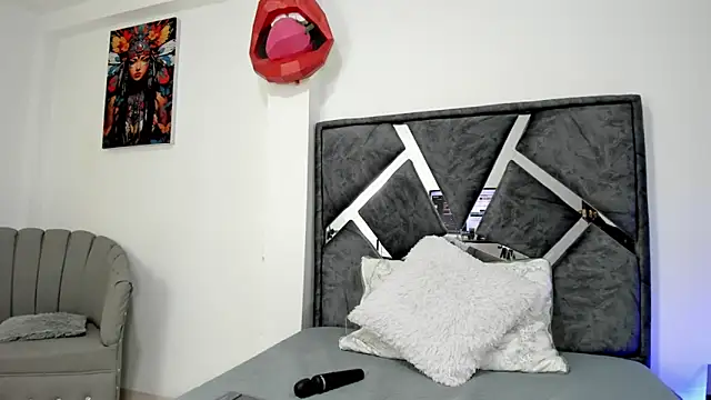 Domina0 online show from April 9, 11:59 am