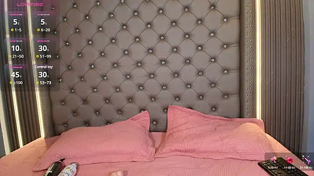 CAMILA JHONS online show from February 10, 1:11 pm