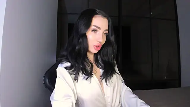 NancyLovee  online show from November 8, 6:07 pm