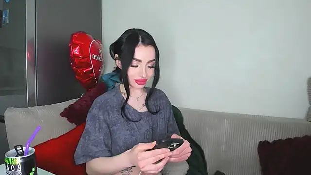 NancyLovee  online show from March 26, 4:12 pm