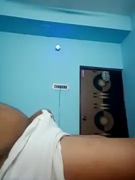 Snapshot of Sexyghsoh chatting on January 25, 12:06 am Sexyghsoh online show from January 25, 12:06 am