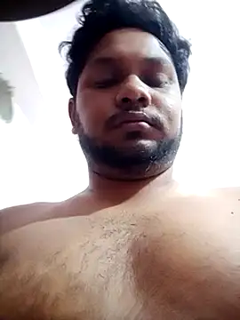 Snapshot of Sexyghsoh chatting on February 11, 12:59 am Sexyghsoh online show from February 11, 12:59 am